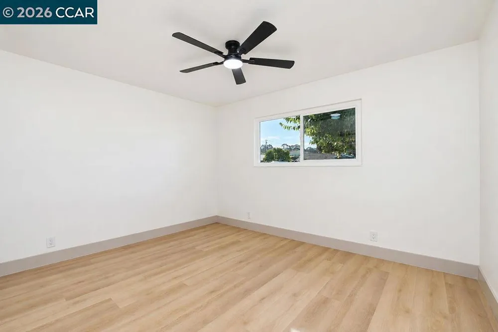 2261 Del Monte Dr San Pablo, CA 94806