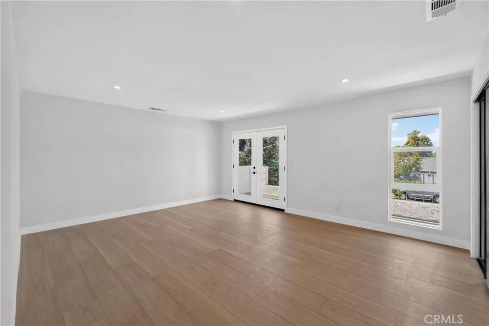 2301 Lowell Santa Ana, CA 92706