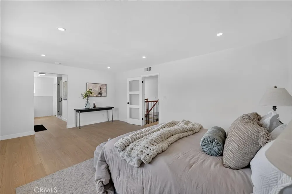 2301 Lowell Santa Ana, CA 92706