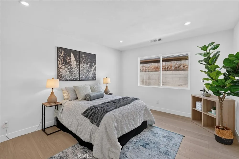 2301 Lowell Santa Ana, CA 92706