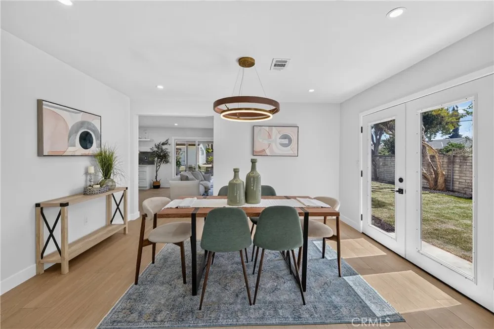 2301 Lowell Santa Ana, CA 92706
