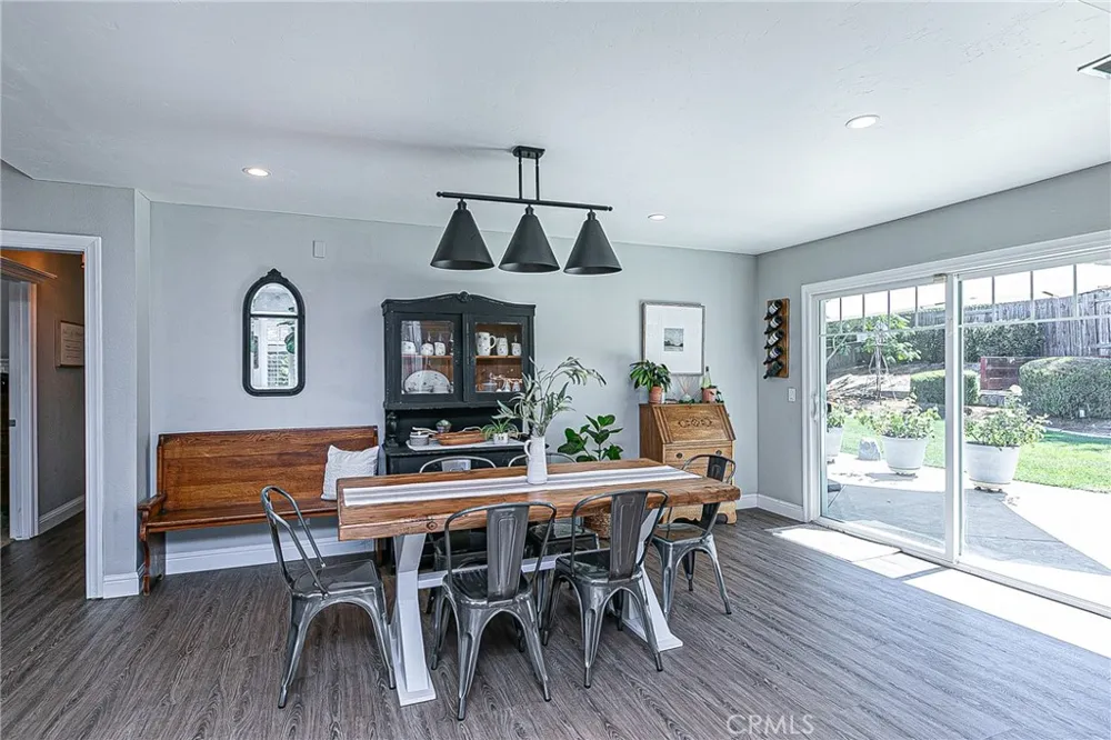 1414 Oak Knoll Santa Maria, CA 93455