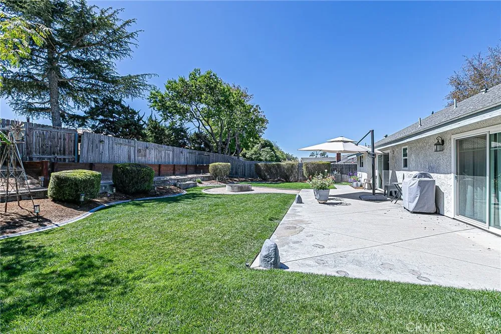 1414 Oak Knoll Santa Maria, CA 93455