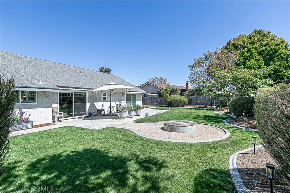 1414 Oak Knoll Santa Maria, CA 93455