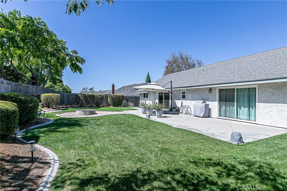 1414 Oak Knoll Santa Maria, CA 93455