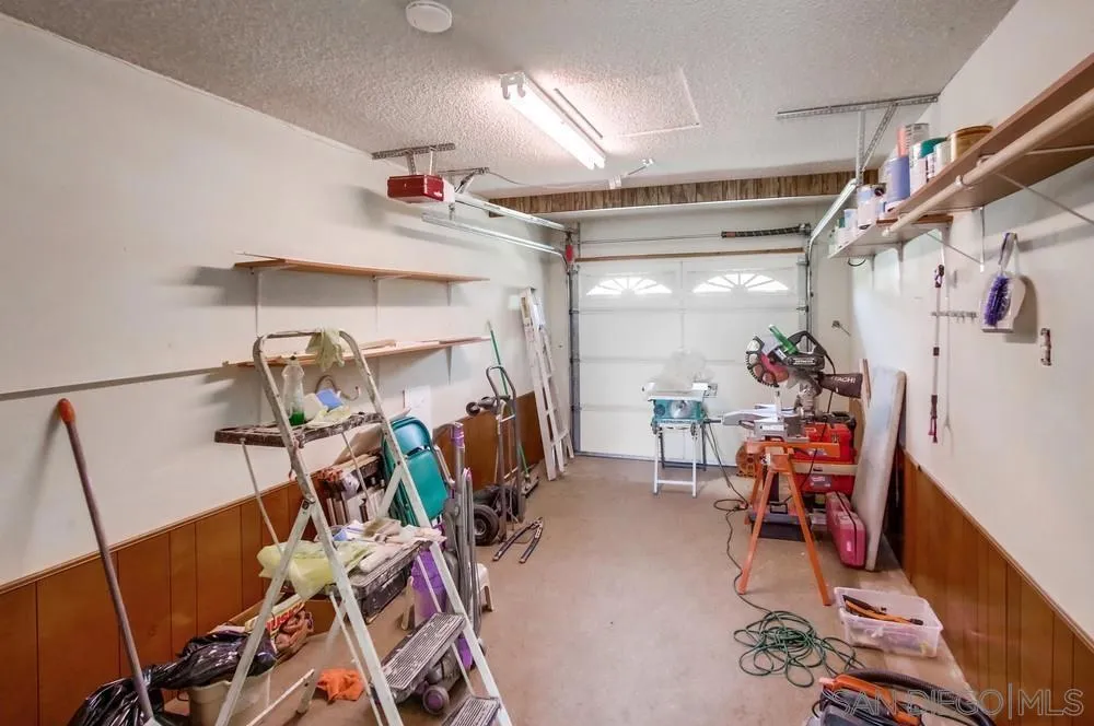 4755 Live Oak Ct Oceanside, CA 92056