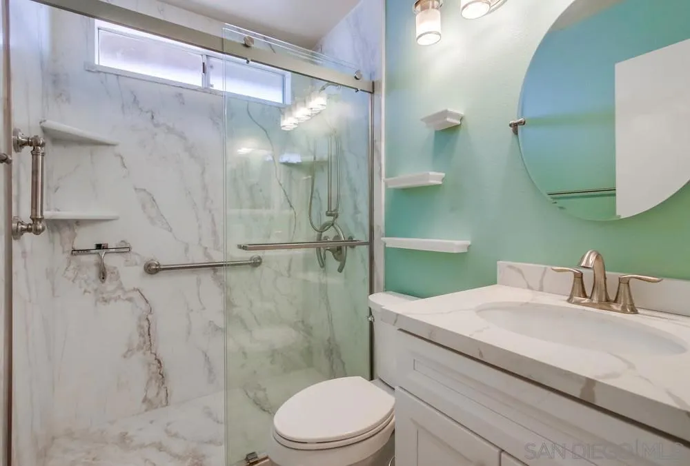4755 Live Oak Ct Oceanside, CA 92056