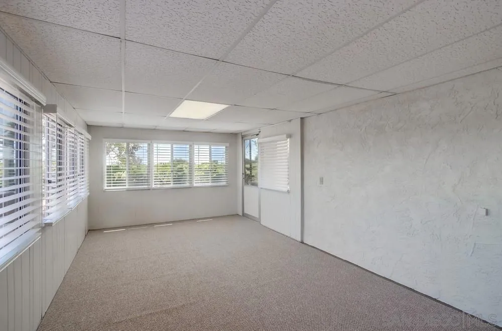4755 Live Oak Ct Oceanside, CA 92056