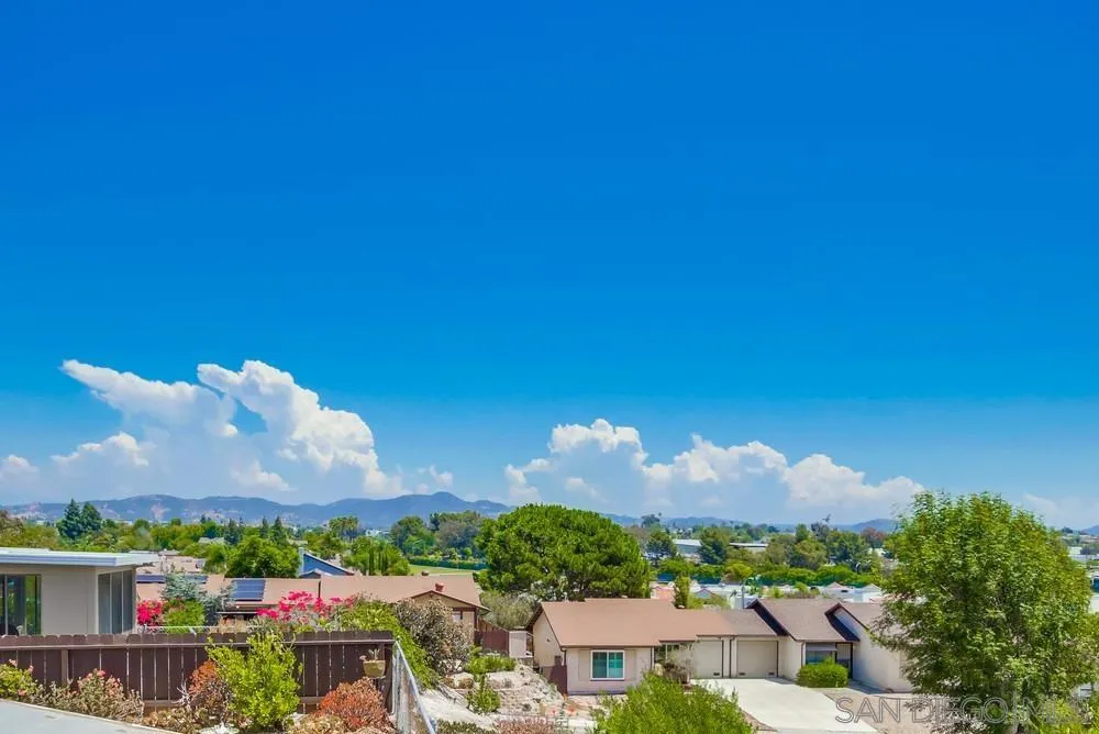 4755 Live Oak Ct Oceanside, CA 92056