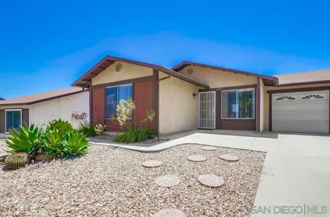 4755 Live Oak Ct