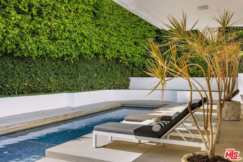 1311 Beverly Drive Los Angeles, CA 90210