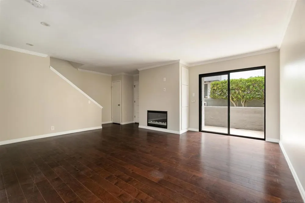 8746 Villa La Jolla Dr #51 La Jolla, CA 92037