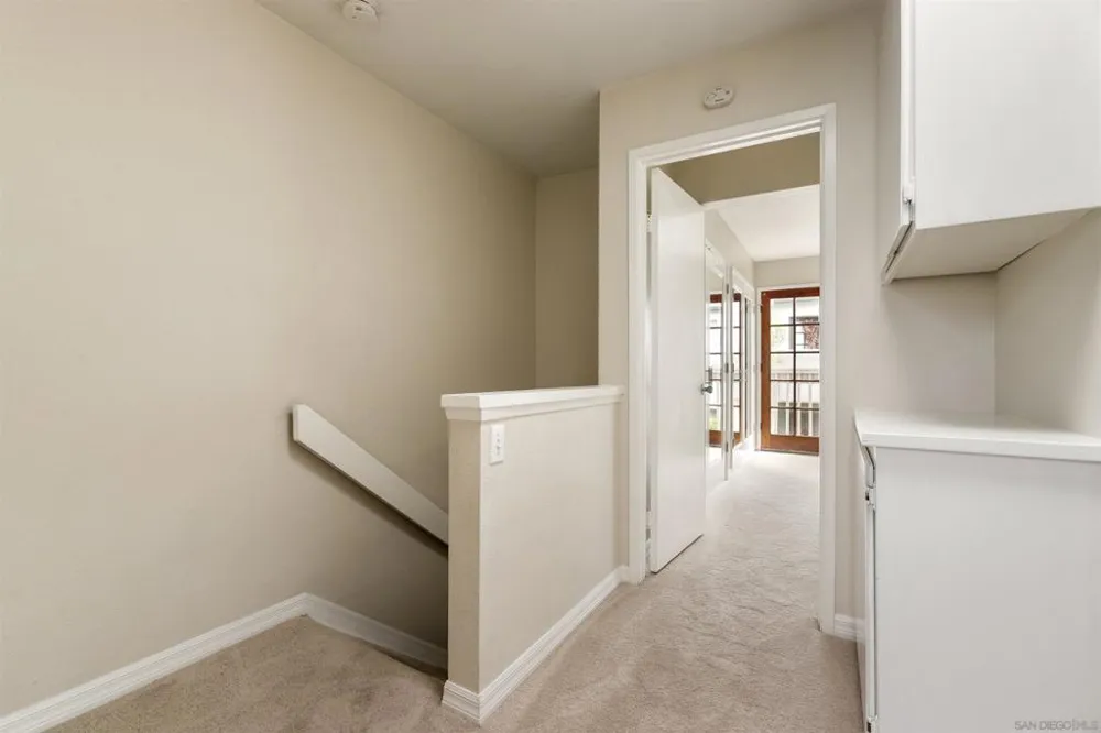 8746 Villa La Jolla Dr #51 La Jolla, CA 92037