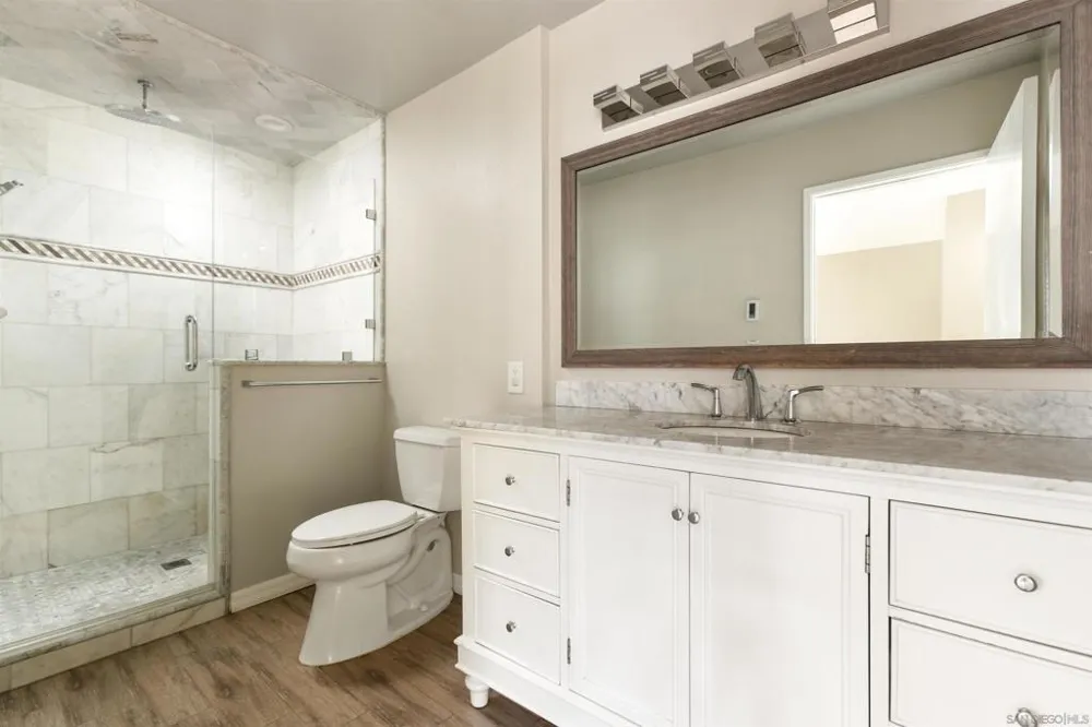 8746 Villa La Jolla Dr #51 La Jolla, CA 92037