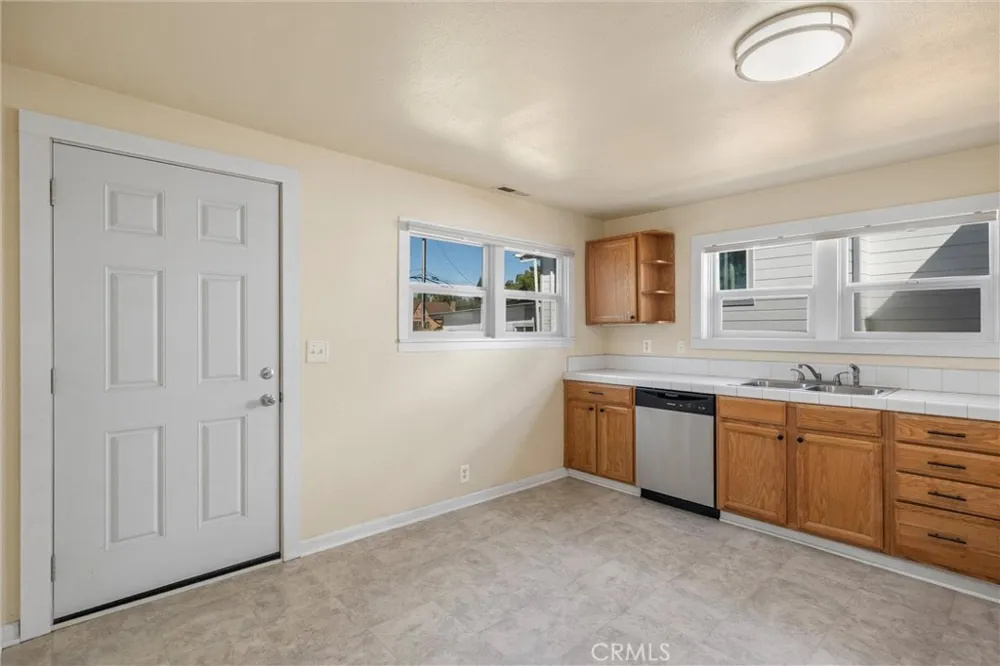 139 S Murdock Avenue Willows, CA 95988