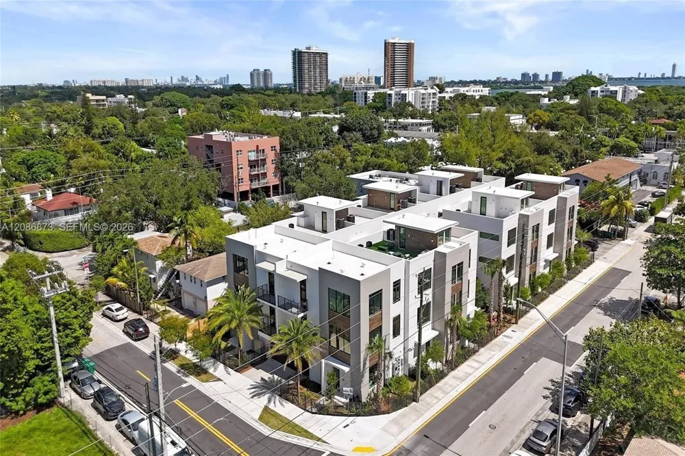 521 NE 61st St Miami, FL 33137