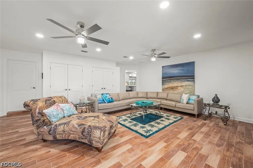 Moonlight Drive Sanibel, FL 33957