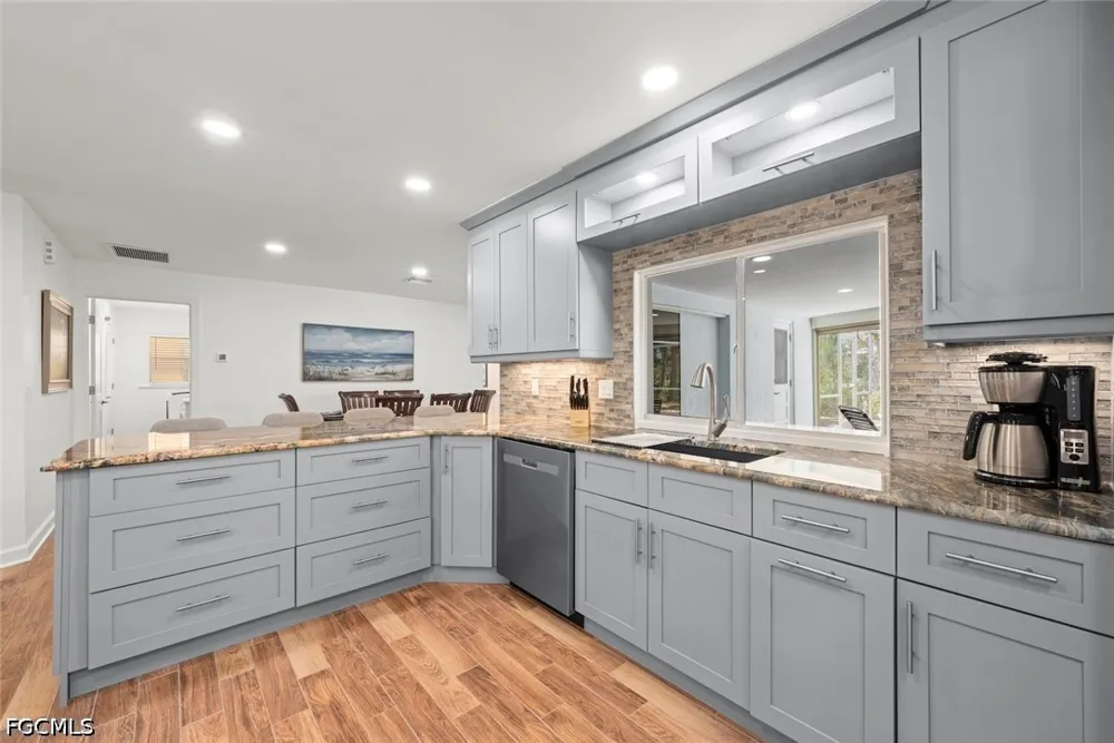 Moonlight Drive Sanibel, FL 33957