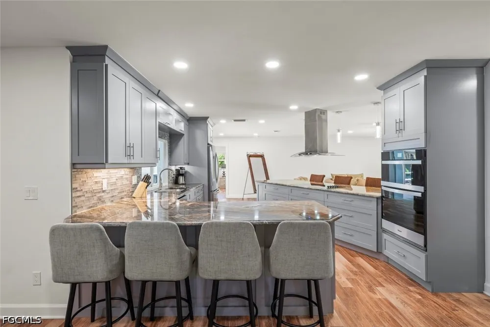 Moonlight Drive Sanibel, FL 33957