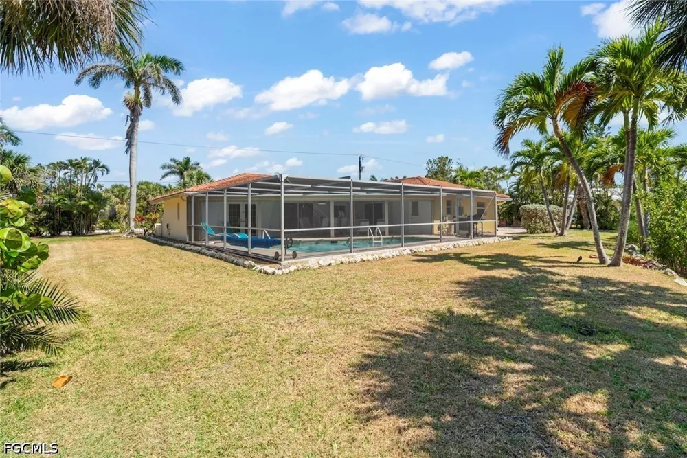 Moonlight Drive Sanibel, FL 33957