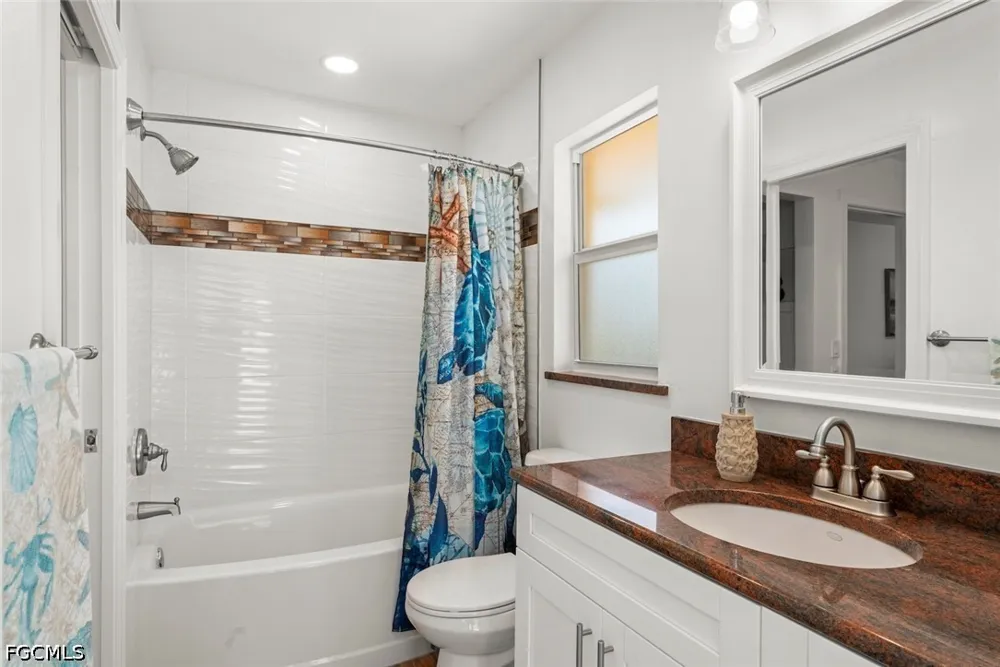 Moonlight Drive Sanibel, FL 33957