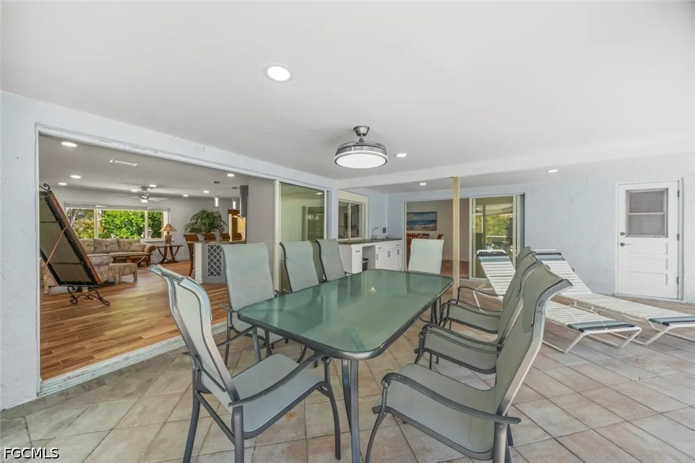 Moonlight Drive Sanibel, FL 33957