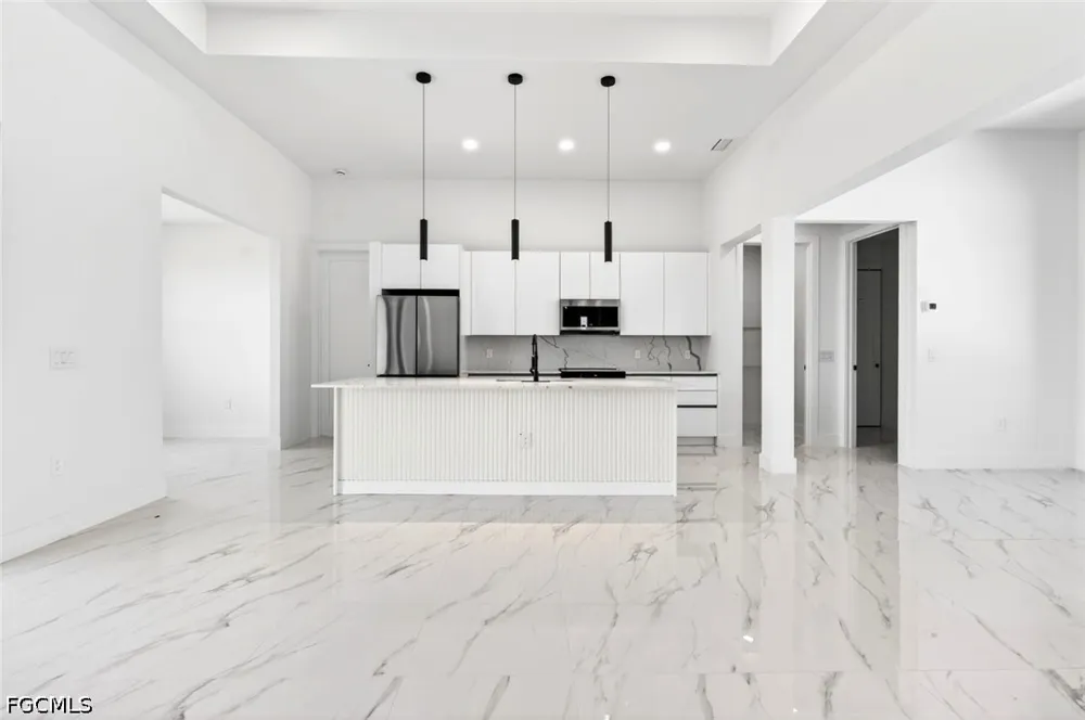 NE 20th Street Cape Coral, FL 33909