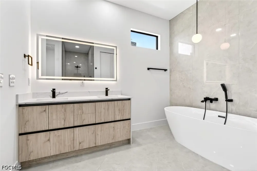 NE 20th Street Cape Coral, FL 33909
