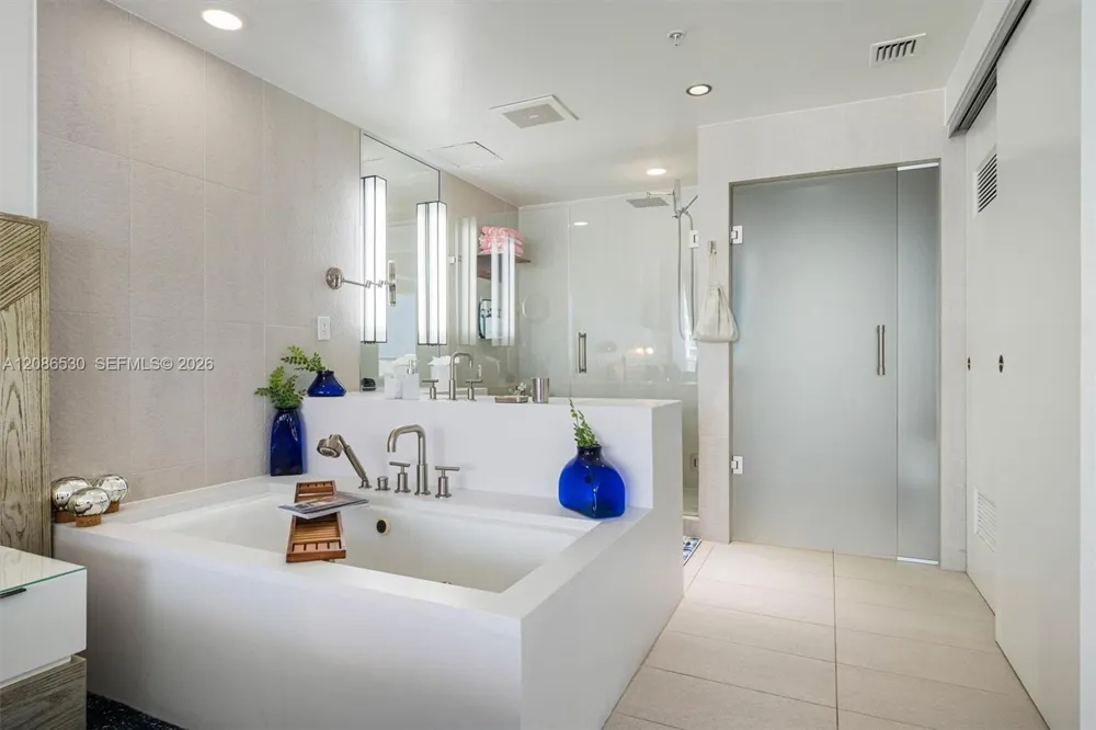 3101 Bayshore Dr #1508 Fort Lauderdale, FL 33304