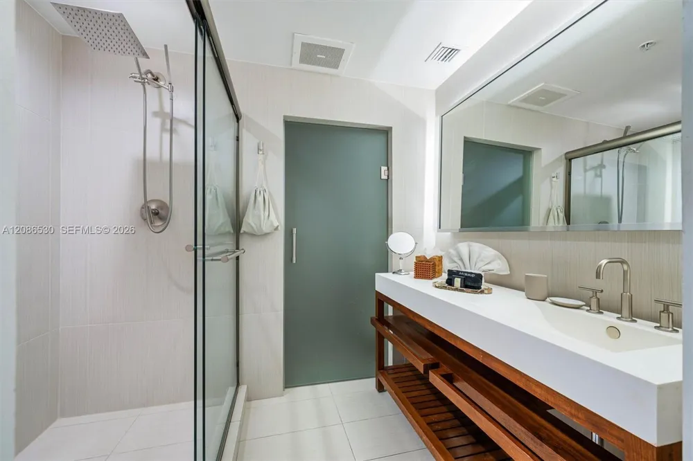3101 Bayshore Dr #1508 Fort Lauderdale, FL 33304