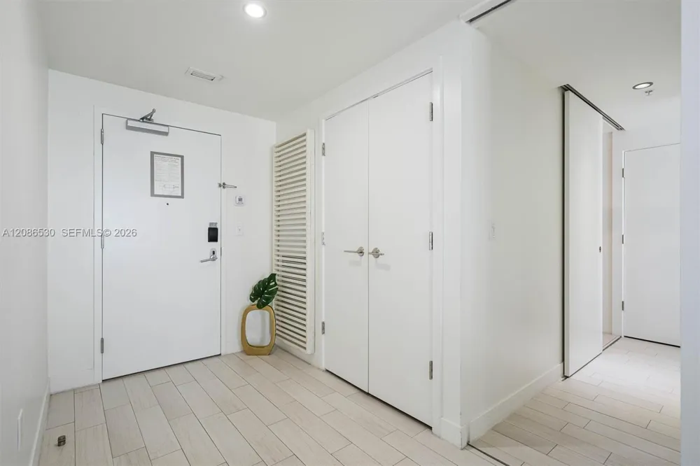 3101 Bayshore Dr #1508 Fort Lauderdale, FL 33304