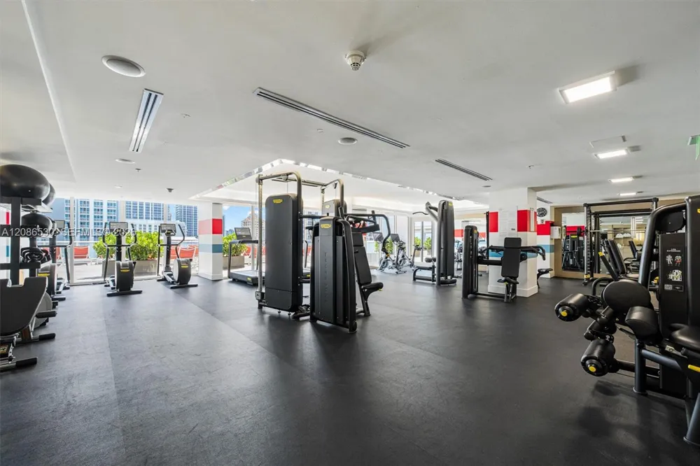3101 Bayshore Dr #1508 Fort Lauderdale, FL 33304