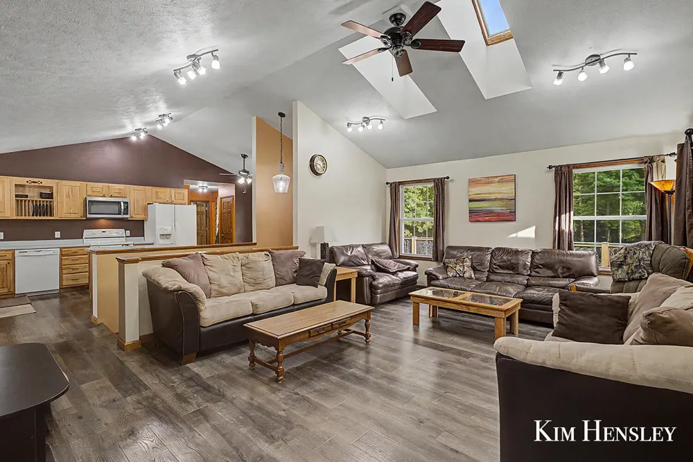 9177 W 112th Street Twin Lake, MI 49457