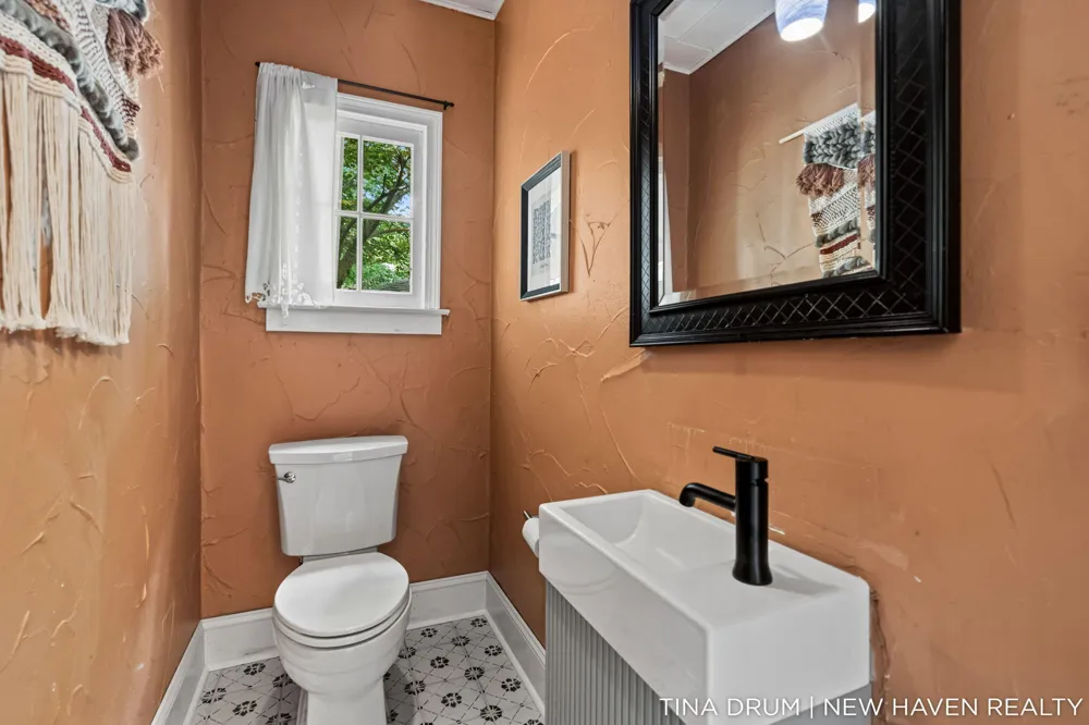 1227 Colorado Avenue SE Grand Rapids, MI 49506