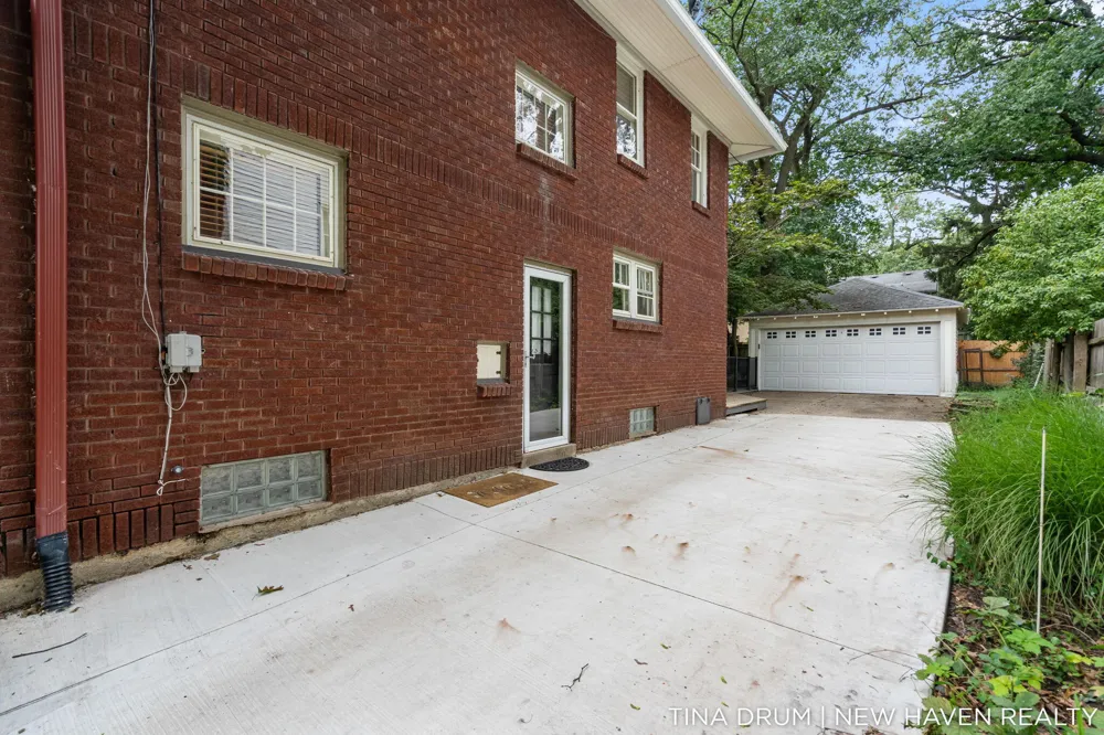 1227 Colorado Avenue SE Grand Rapids, MI 49506
