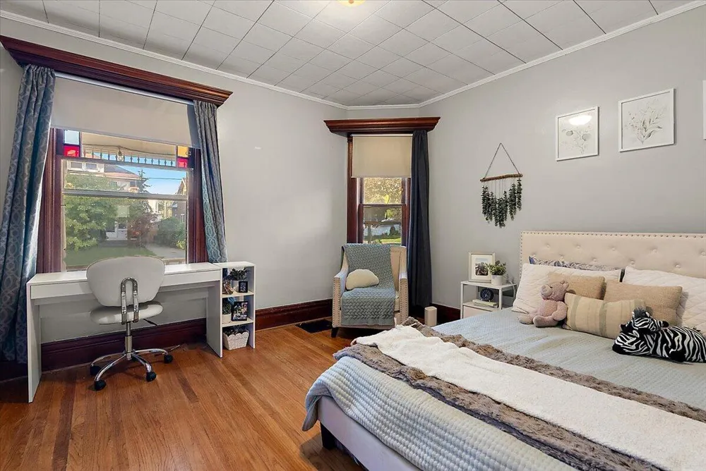 1006 Hovey Street SW Grand Rapids, MI 49504