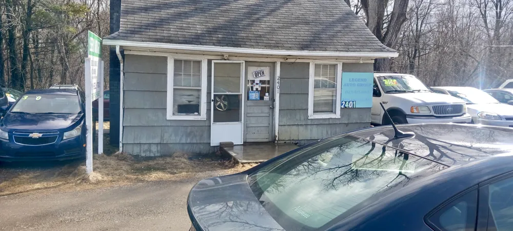 2409 Lansing Avenue Jackson, MI 49202