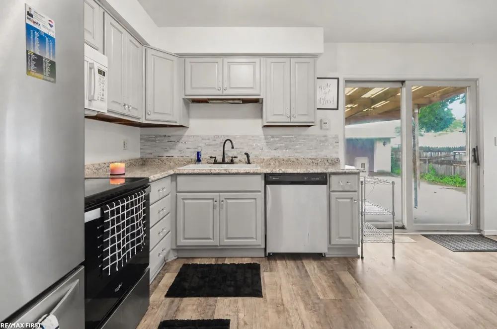 35247 Kelly Road Clinton Charter Township, MI 48035