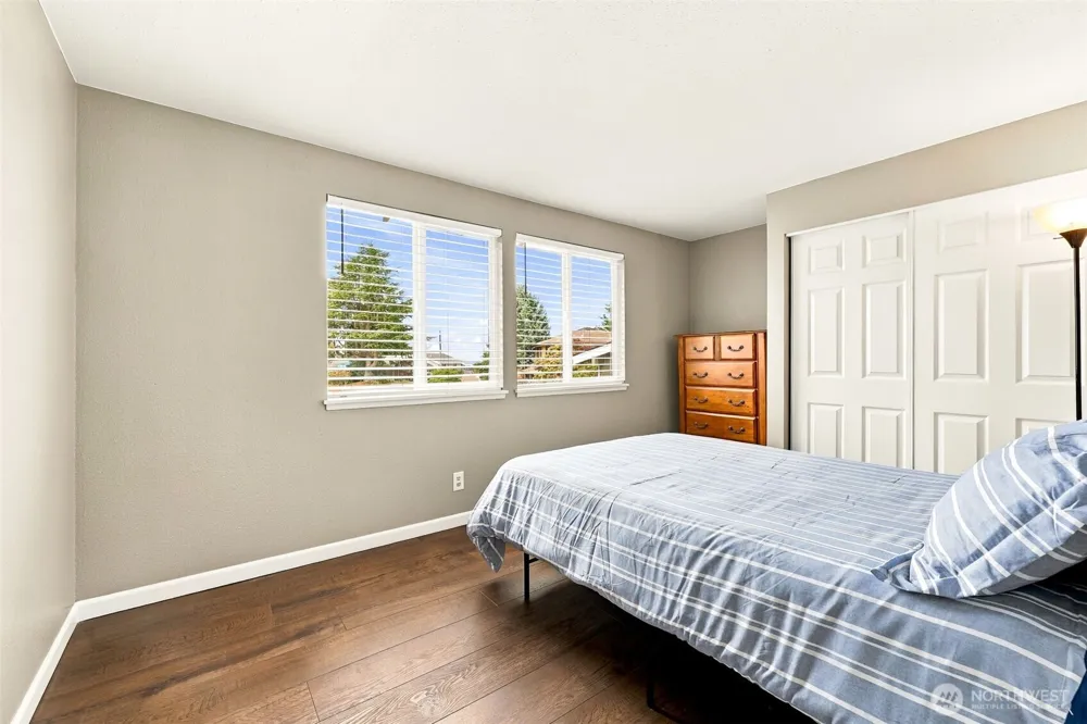 29608 3rd Avenue S Federal Way, WA 98003
