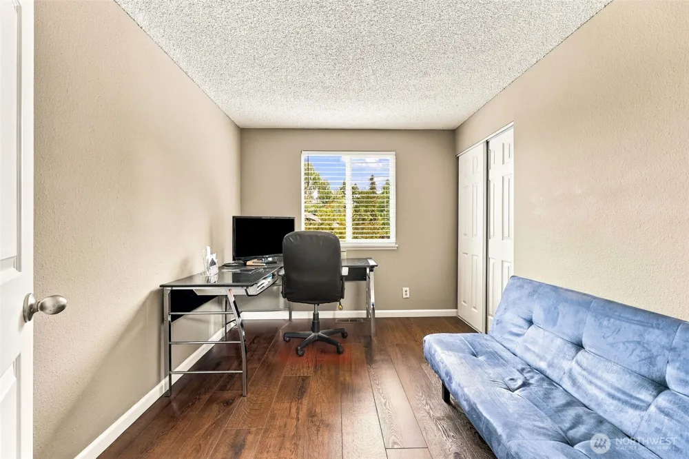 29608 3rd Avenue S Federal Way, WA 98003