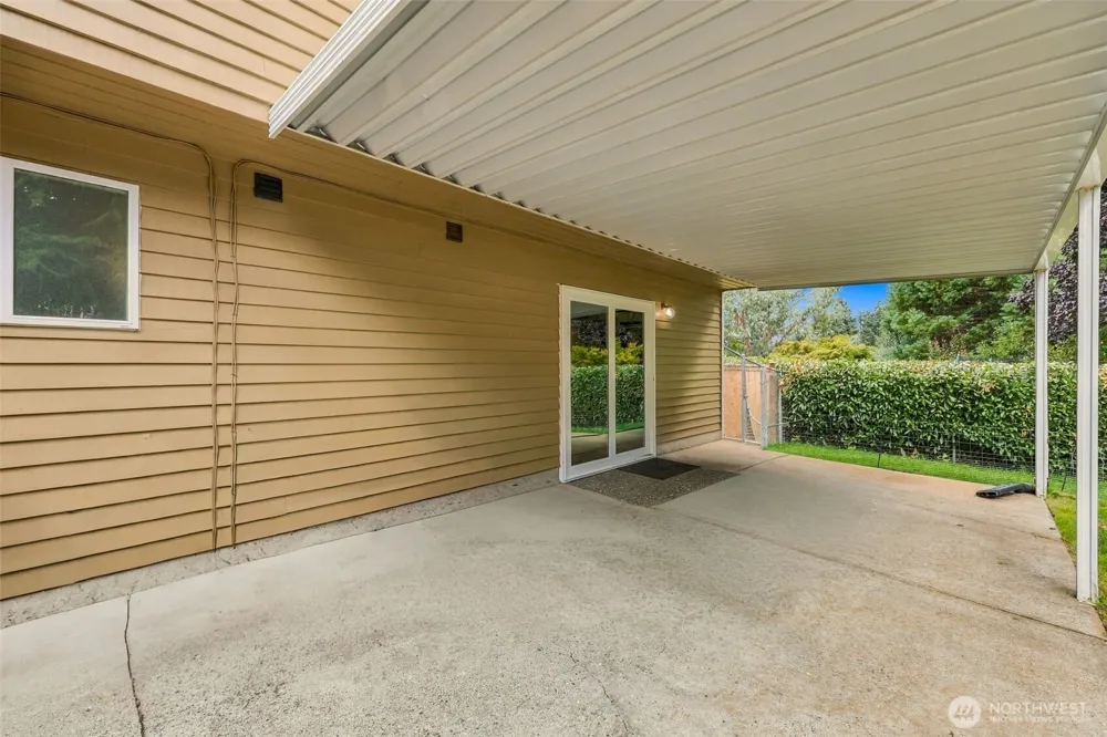 29608 3rd Avenue S Federal Way, WA 98003