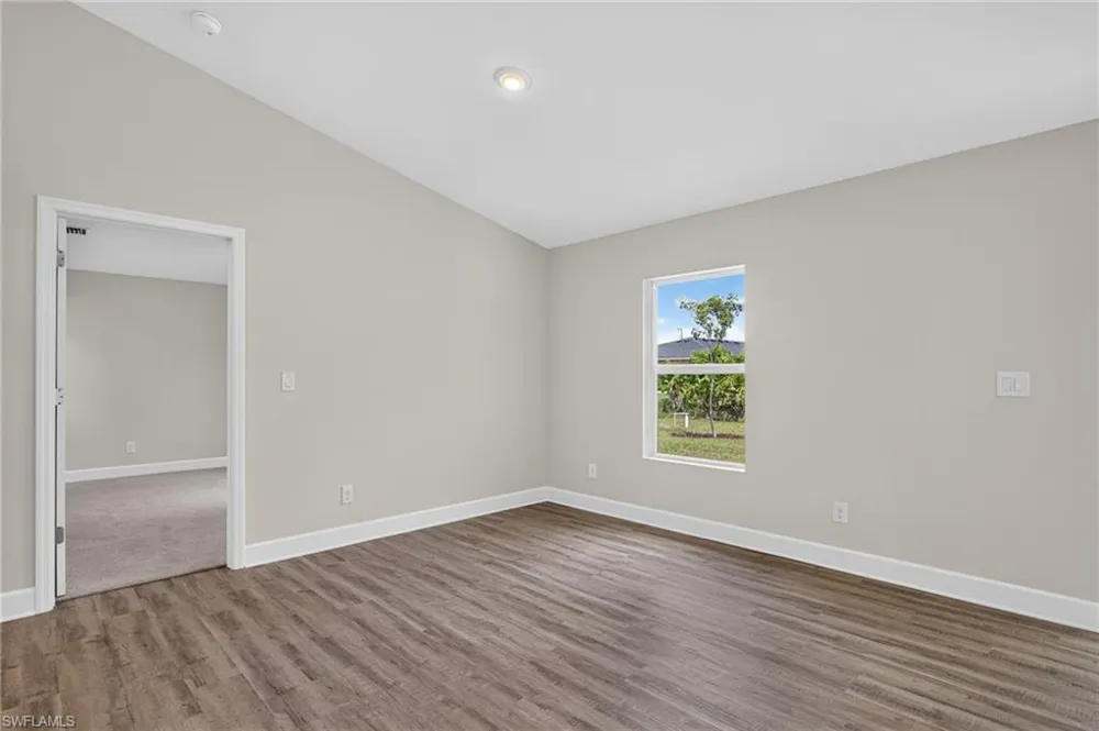 2809 NW 5th Place Cape Coral, FL 33993