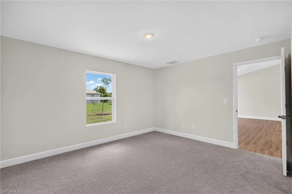 2809 NW 5th Place Cape Coral, FL 33993