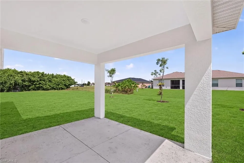 2809 NW 5th Place Cape Coral, FL 33993