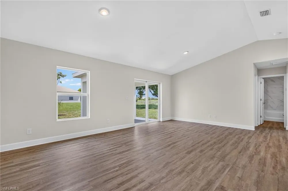 2809 NW 5th Place Cape Coral, FL 33993