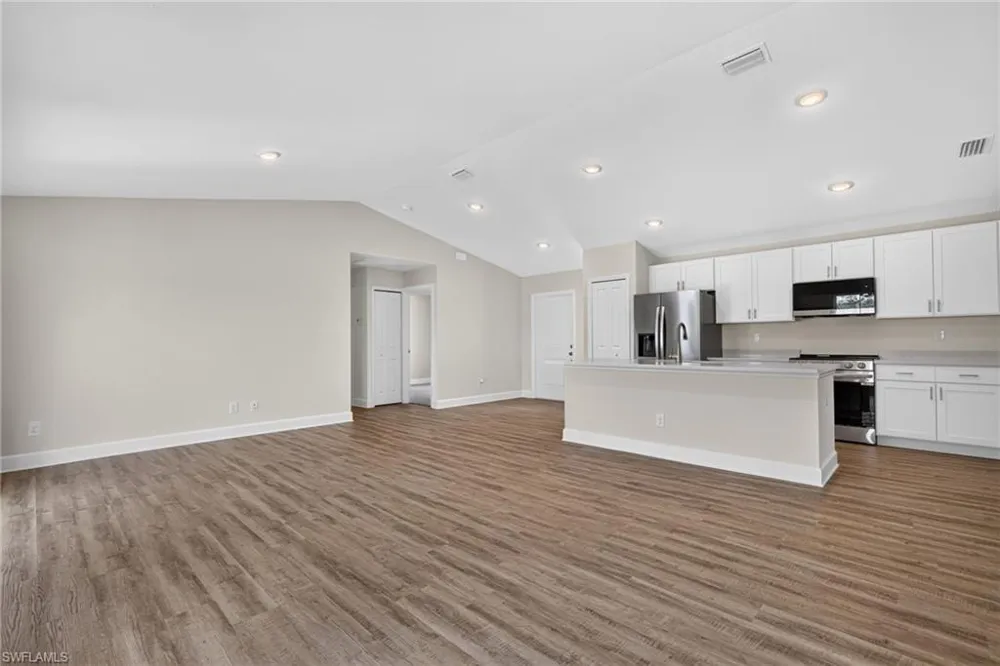 2809 NW 5th Place Cape Coral, FL 33993