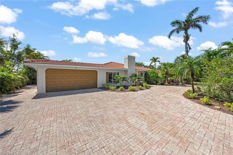 9421 Moonlight Drive