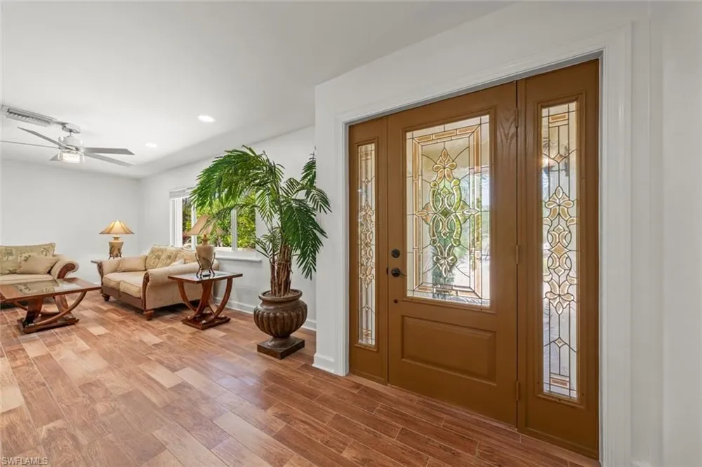 9421 Moonlight Drive Sanibel, FL 33957