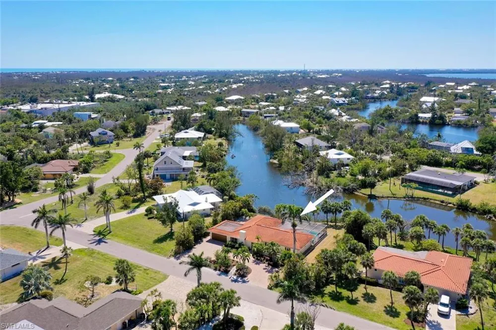 9421 Moonlight Drive Sanibel, FL 33957