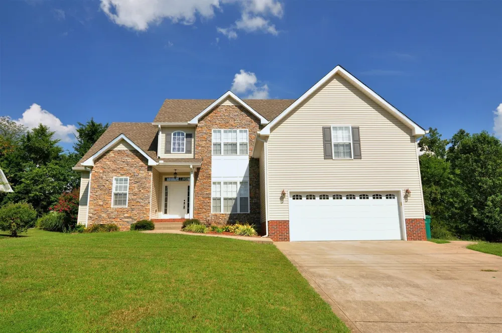 1343 Ambleside Drive Clarksville, TN 37040